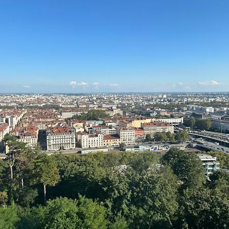 Dans Les Hauteurs De Proche Fourviere Chez L Privat bolig