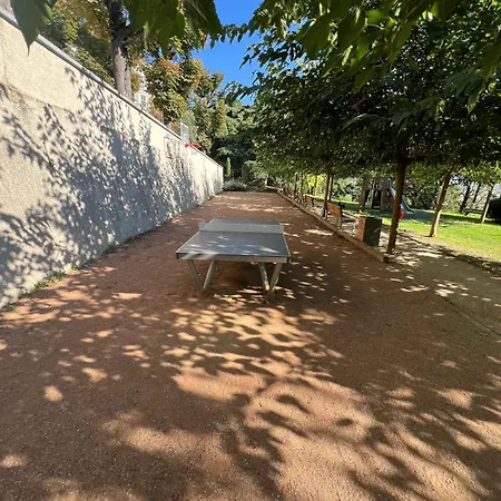Dans Les Hauteurs De Proche Fourviere Chez L * 里昂